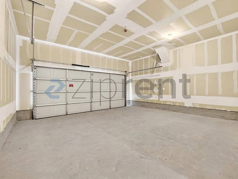 1317 Kennedy Rd — Photo 24