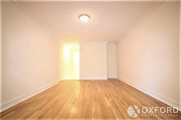 Rented by Oxford Property Group | media 17