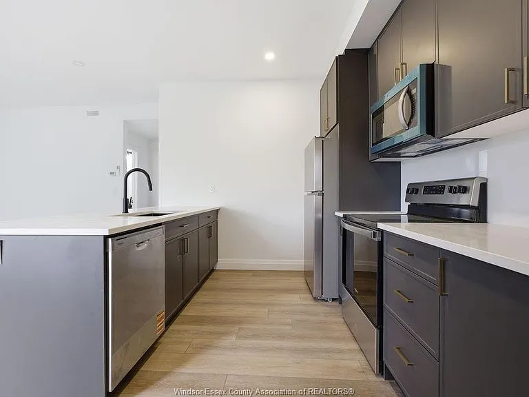133 Laird Ave #203 — Photo 6