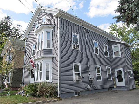 3rd image of 356 Pascoag Main St