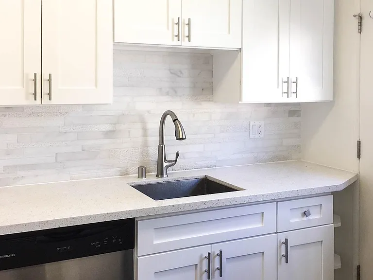 1211 Berkeley St #4 — Photo 4