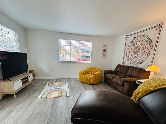 3rd image of 5055 W Targee St #102