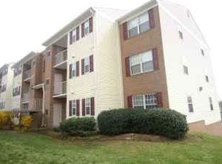 14807 Rydell Rd APT 204, Centreville, VA
