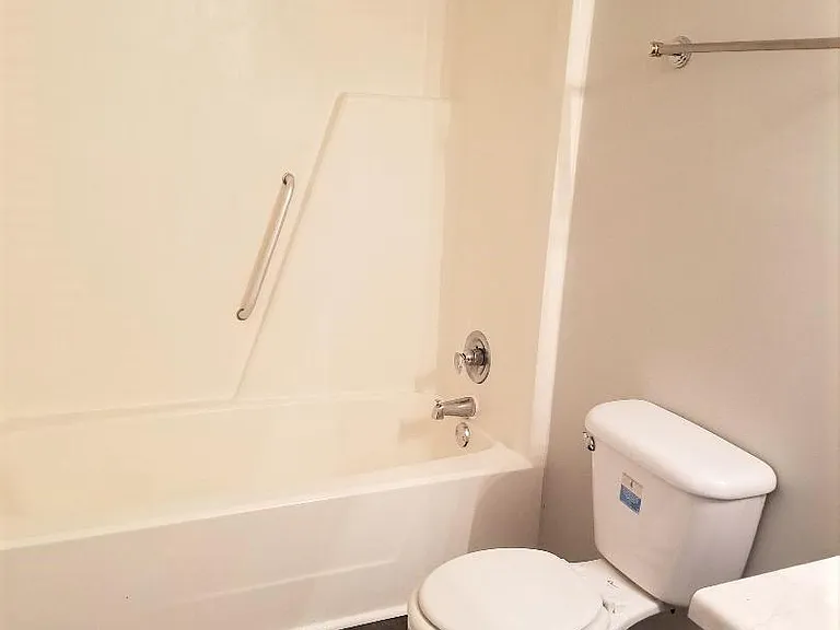 2113 Belmont Blvd #5 — Photo 10
