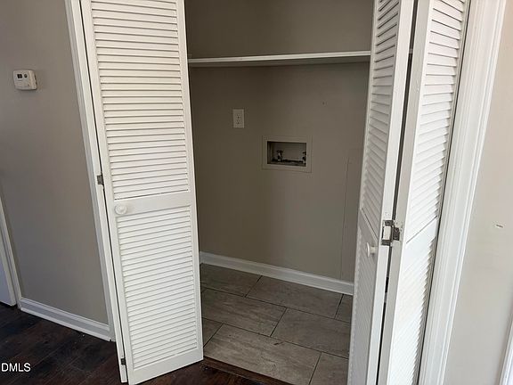 5th image of 208 Bridgefield Pl #B