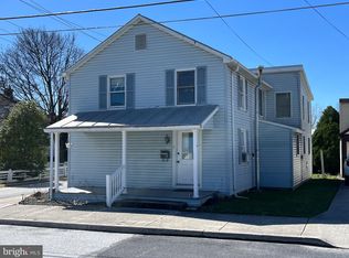 15 Walnut St, Littlestown, PA 17340