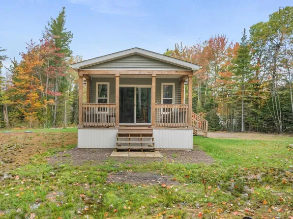 266 Hastings Rd, Cumberland, NS B4H 3Y1