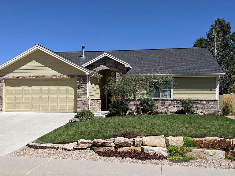 3216 Ravens Crest Dr — Photo 1