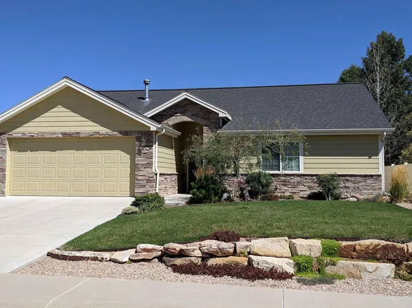 3216 Ravens Crest Dr, Montrose, CO 81401