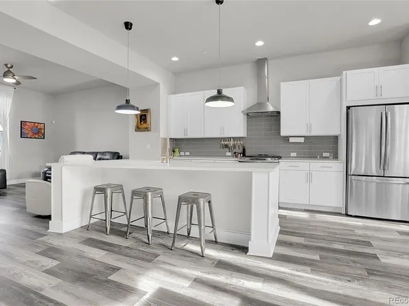 7040 W Alaska Dr, Lakewood, CO 80226