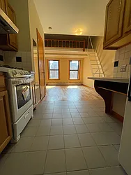 Rented by Peter Meskouris LREB