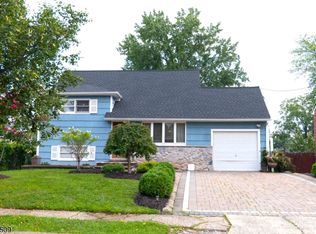 11 Mastogen Dr, Somerville, NJ 08876