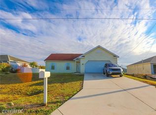 4213 17th St SW, Lehigh Acres, FL 33976