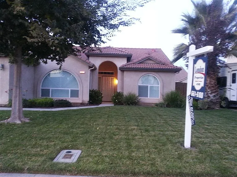597 Saint Montelena Dr photo 1