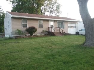 2 Victoria Dr, Schenectady, NY 12309