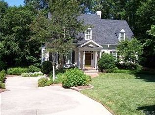 1129 Tazwell Pl, Raleigh, NC 27612