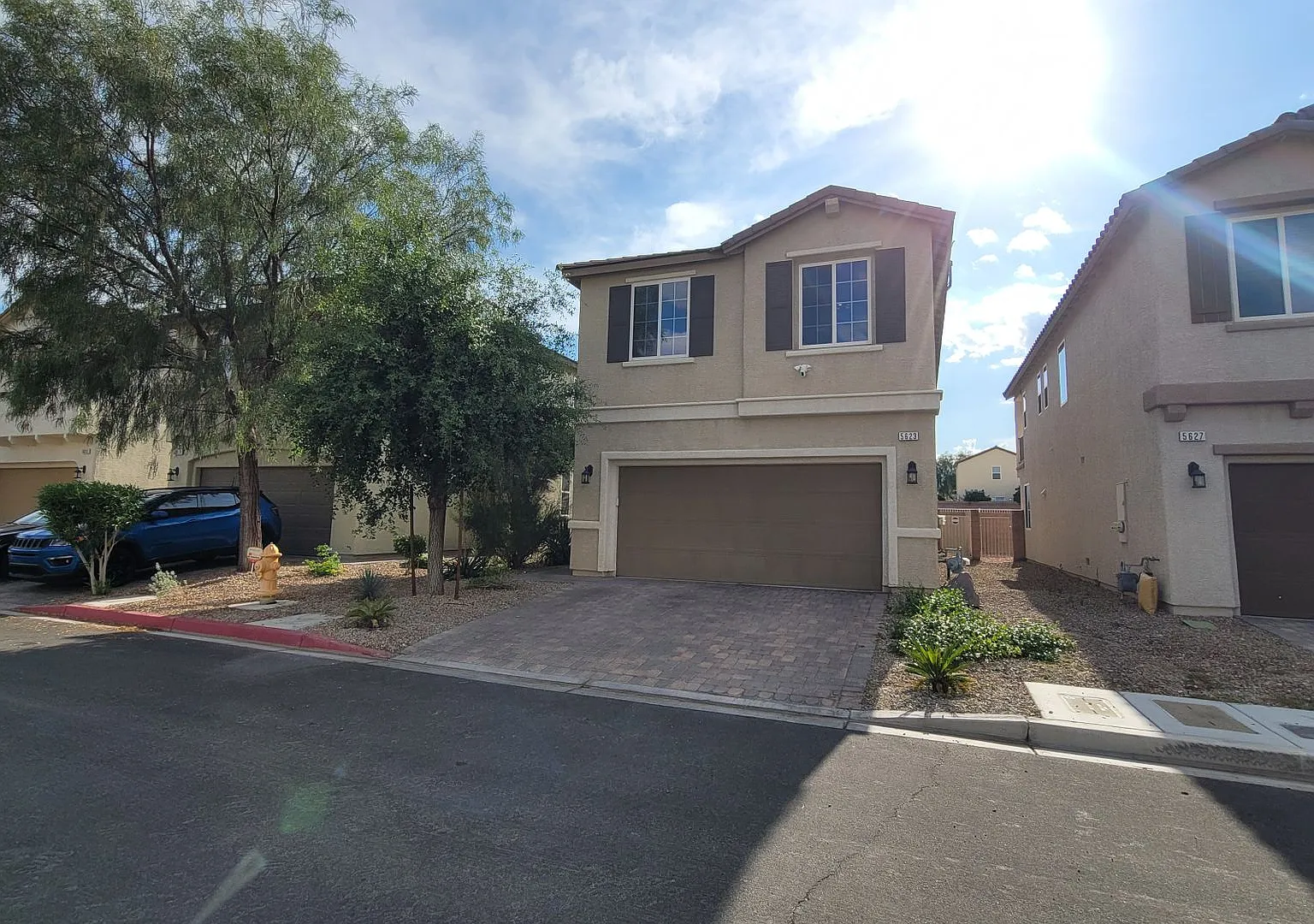 Northwest 3 bed 2.5 bath with close freeway access — Photo 2