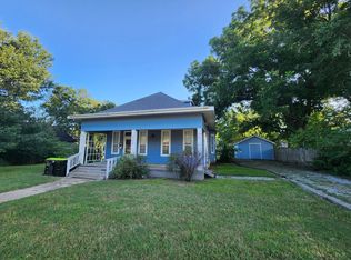 720 E 9th St, Ada, OK 74820