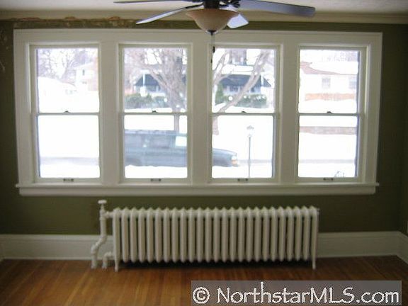 4th image of 752 Ottawa Ave