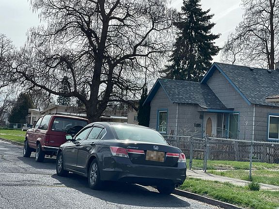 2nd image of 408 E Sanson Ave