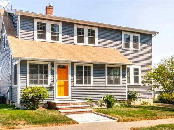 52 Amesbury St, Quincy, MA 02171