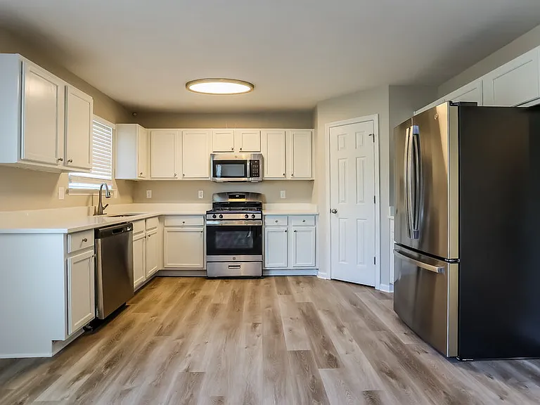 3051 Berthas Overlook — Photo 9