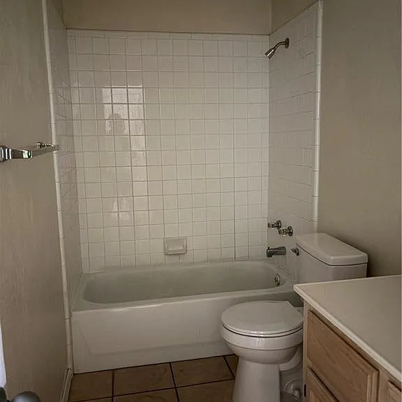 408 E Ulex Ave #3 — Photo 8