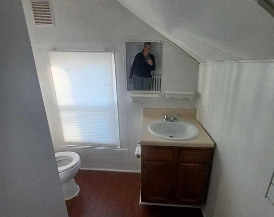1st image of 22 Main St #2