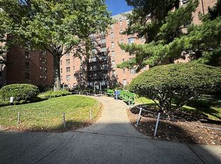 112-25 34th Ave #3E, Corona, NY 11368