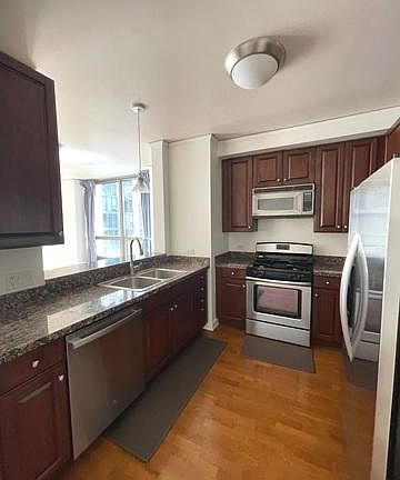 5th image of 420 E Waterside Dr Unit 503