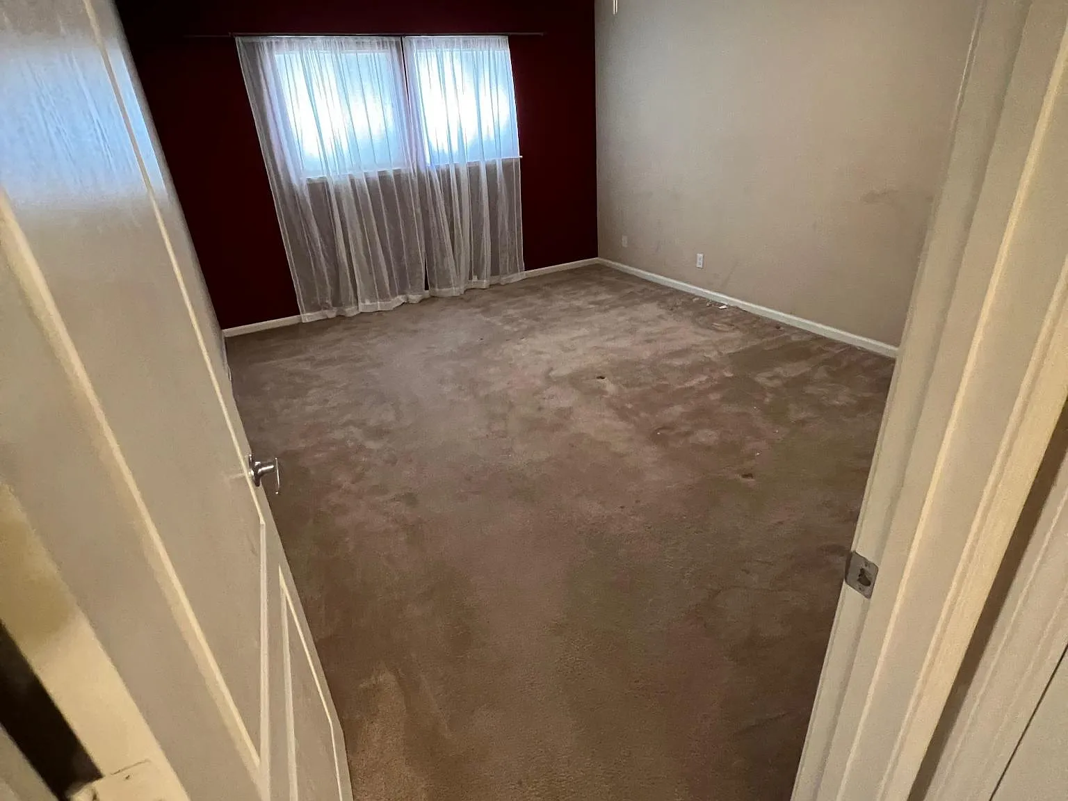 1 bed, 897 sqft, $1,200 — Photo 2