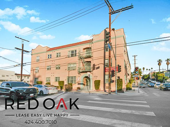 3rd image of 1056 1/4 N Normandie Ave #104