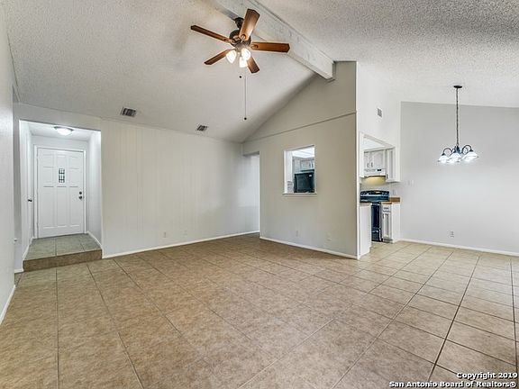 4th image of 8834 Thatch Dr