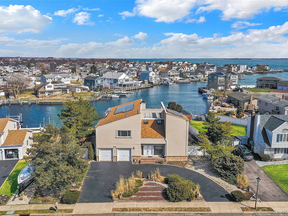 1st image of 49 Dolphin Lane E