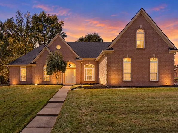 75 Northwood Dr, Oakland, TN 38060