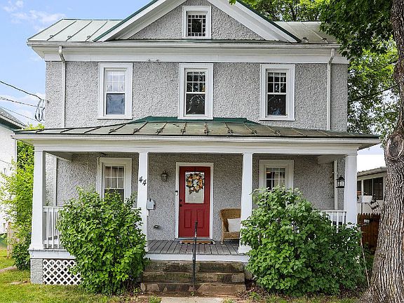 2nd image of 44 Church St