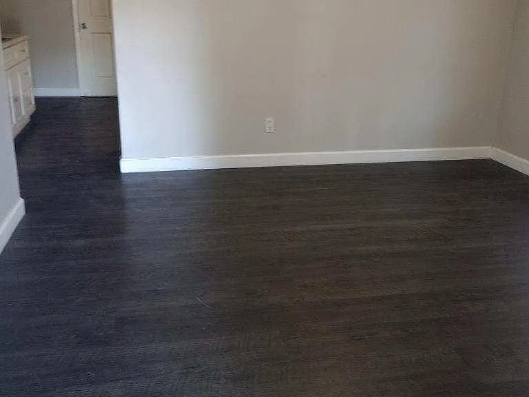 25 Kenwood Cres — Photo 11