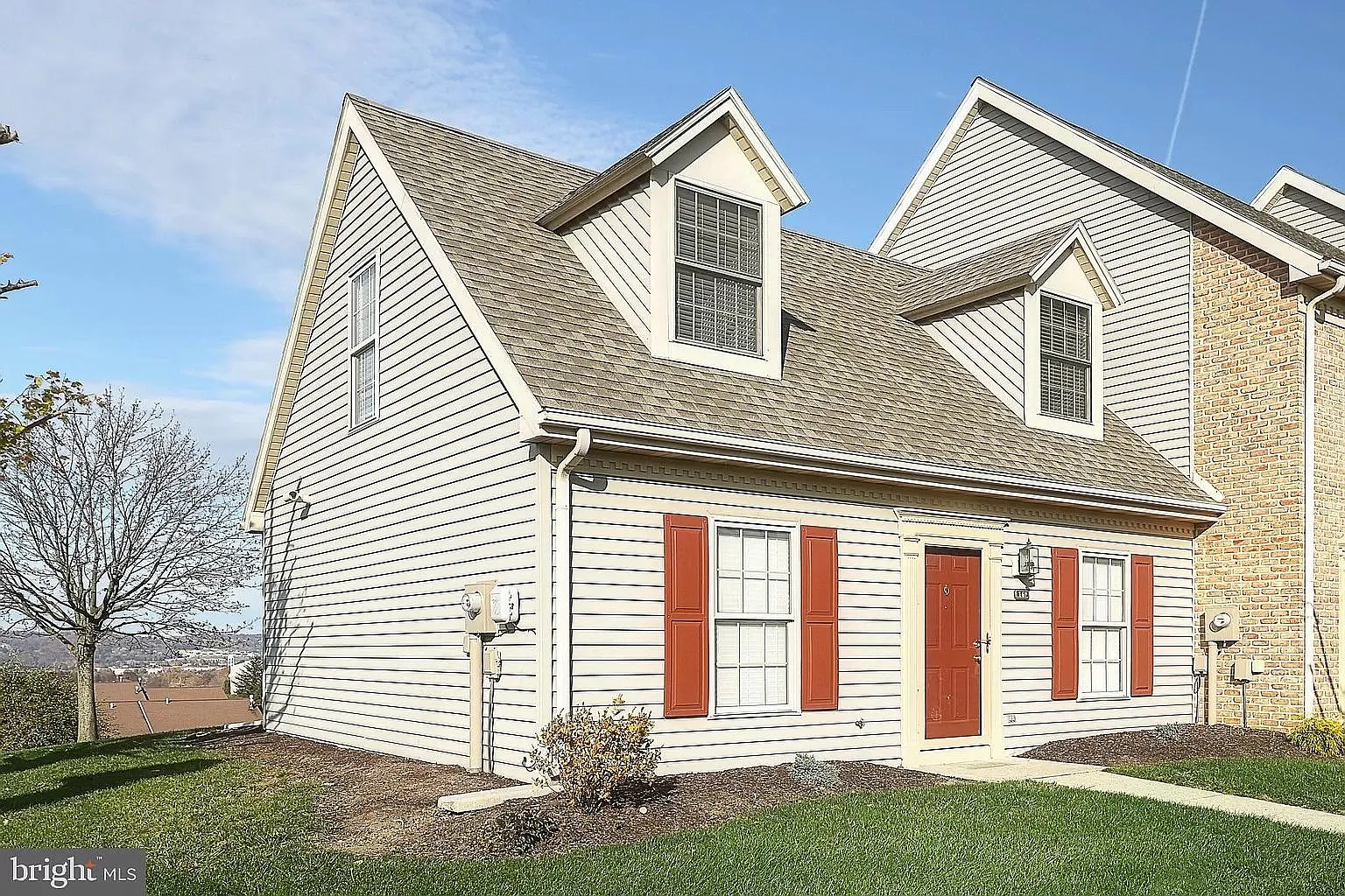 167 Crown Pointe Dr — Photo 2