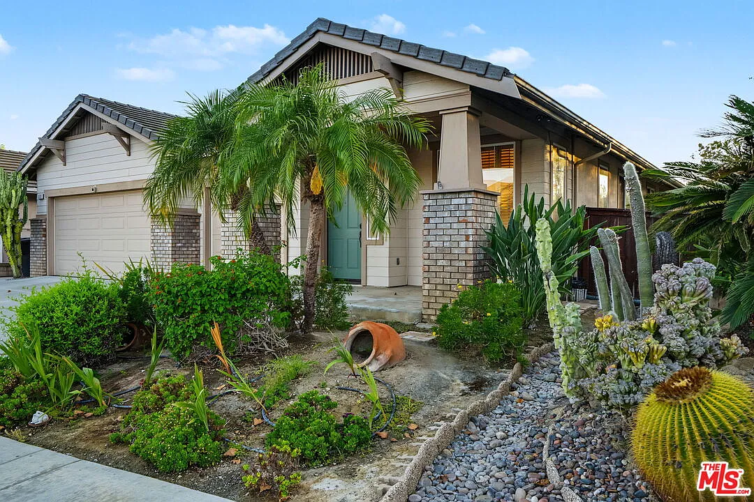 4 bed, 2.5 bath, 2147 sqft, $5,000 — Photo 4