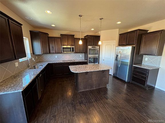 4th image of 7296 Thorn Brush Way
