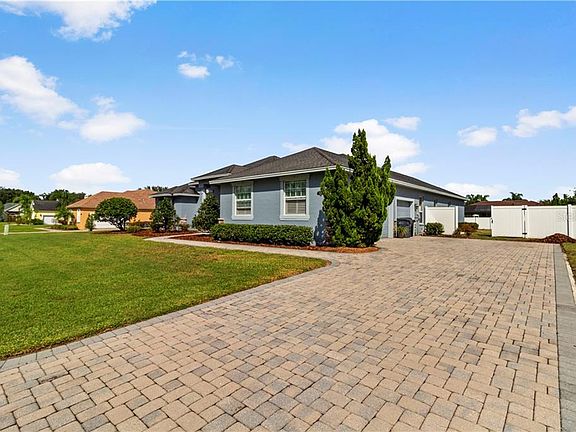 3rd image of 6126 Riverlake Blvd