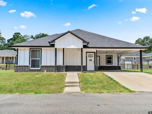 429 Garrett Cir, Winona, TX 75792