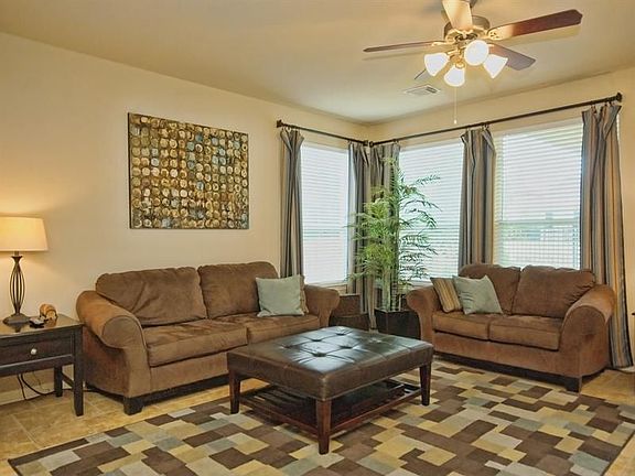 5th image of 3713 Longhorn Acres