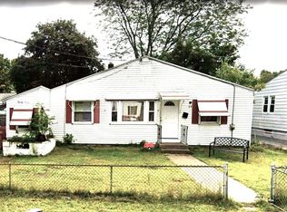 27 McBride St, Springfield, MA 01104