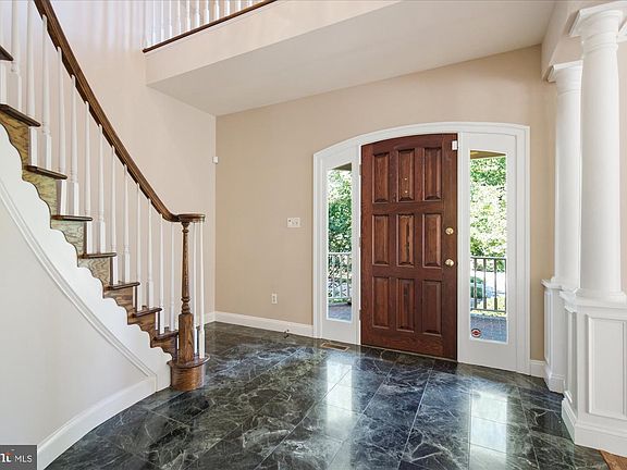 5th image of 126 Gresham Pl