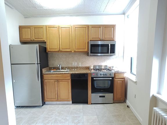 4th image of 327 Court St #3M