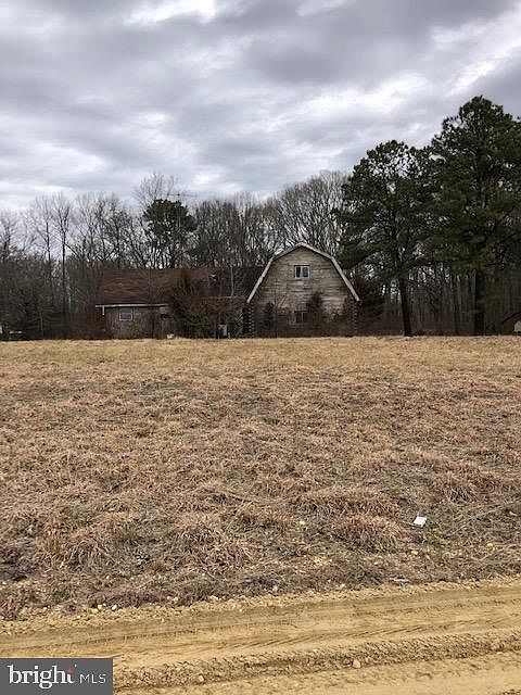 2nd image of 26450 Trunk Line Rd