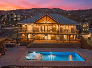 5623 Autumn Park Dr, Medford, OR 97504