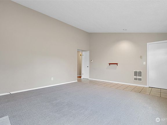 4th image of 1115 SE 144th Court