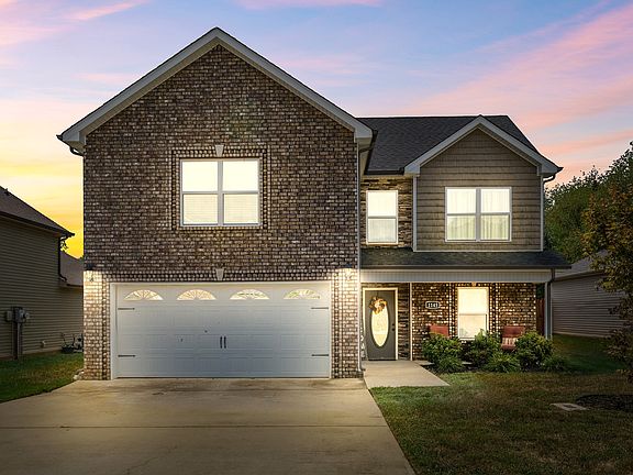 3rd image of 1145 Gentry Dr
